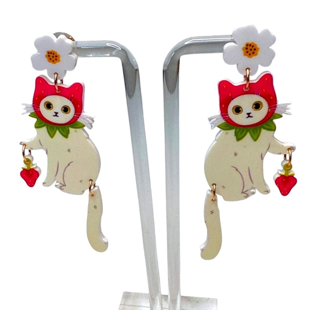 Strawberry articulated whimsical kawaii kitty Cat‎ dangle drop Earrings - Kitten